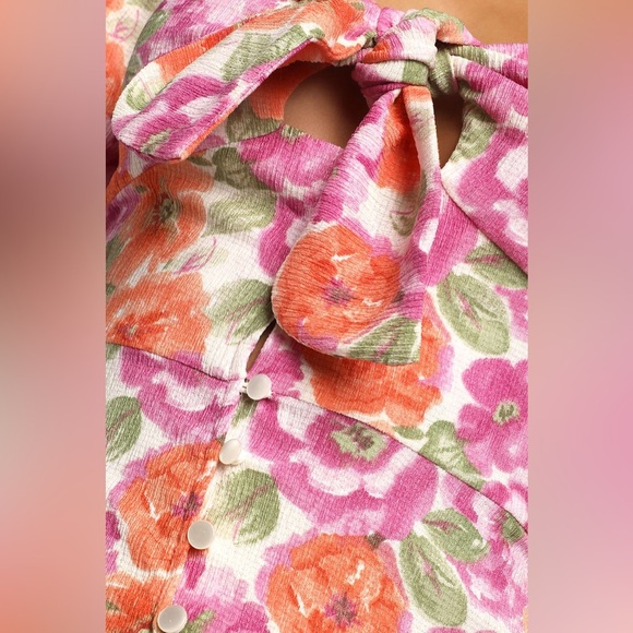 Lush Pink and Orange Floral Font-Tie Romper with Puff Sleeves Small - Picture 5 of 12